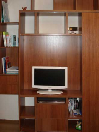 Стенки в гостиную