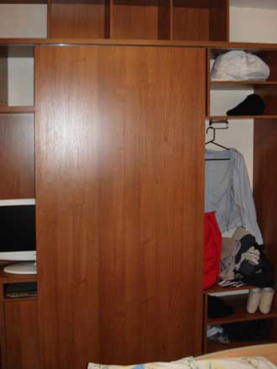 Стенки в гостиную