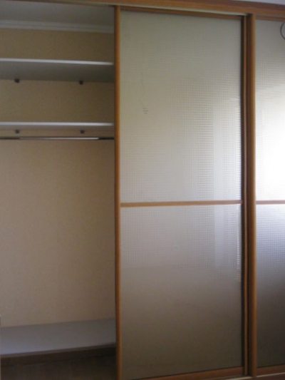 Шкаф-купе трехдверный с наполнением